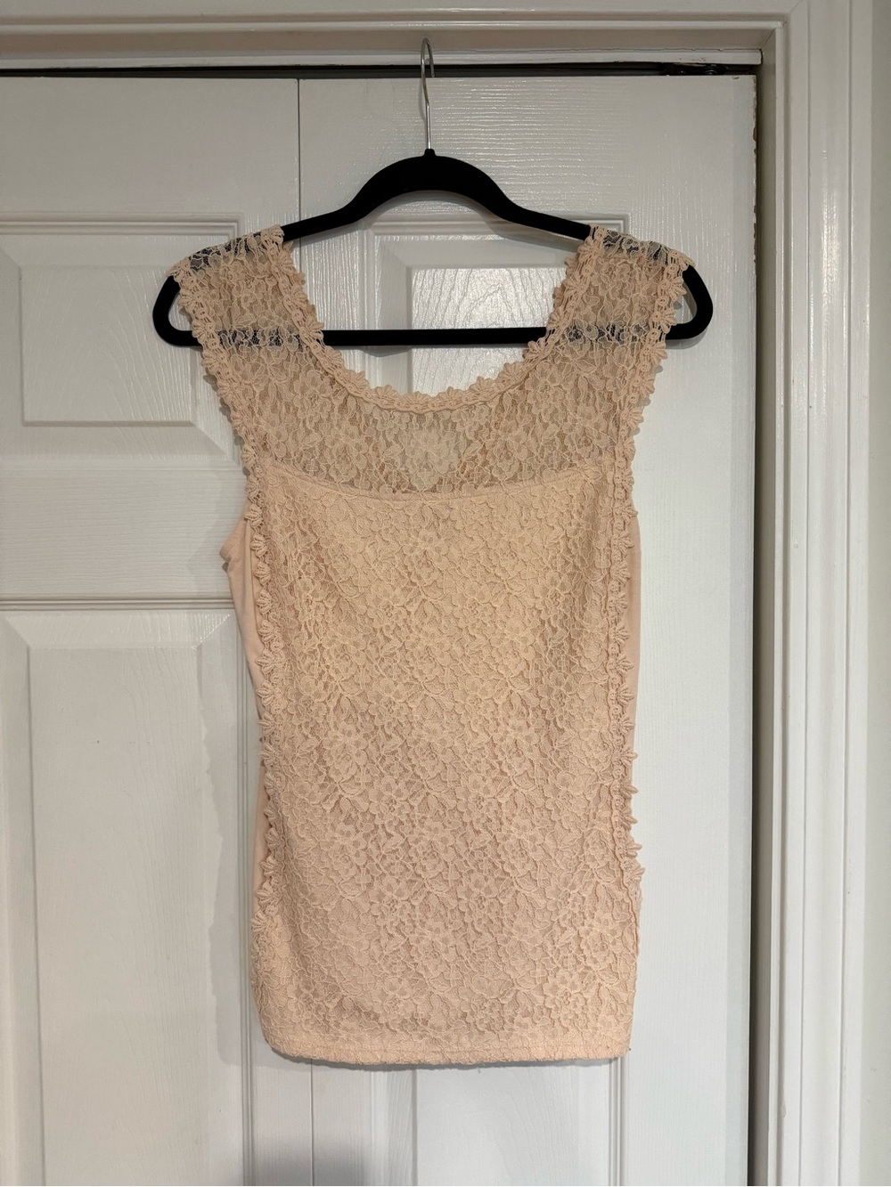 Express Embroidered Floral Design Top, Sleeveless, Light Pink, Medium